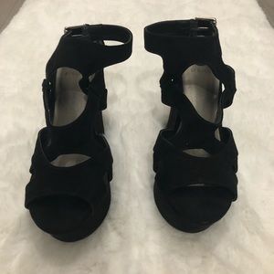 Women’s Guess Wedges